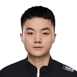 Light (Wang Guang-Yu)